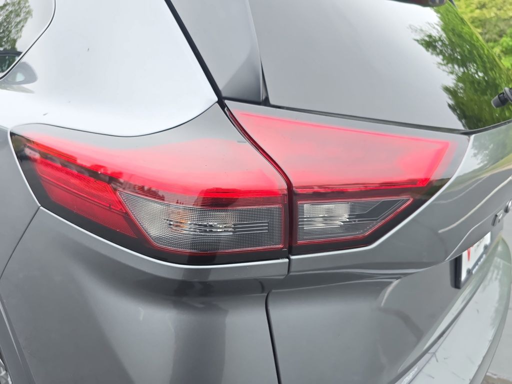 Used 2024 Nissan Rogue SUV