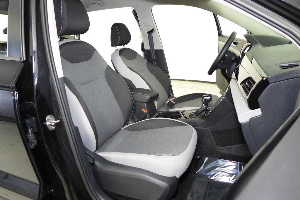 Thumbnail: 2024 Volkswagen Taos - 18