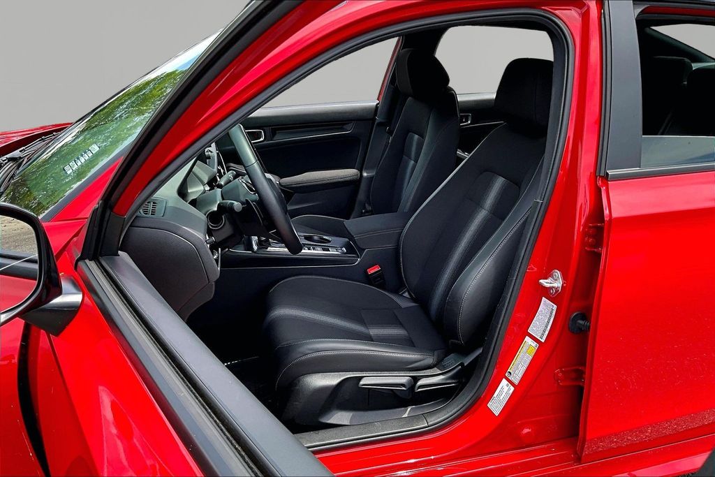 2025 Honda Civic Sport - Photo 15
