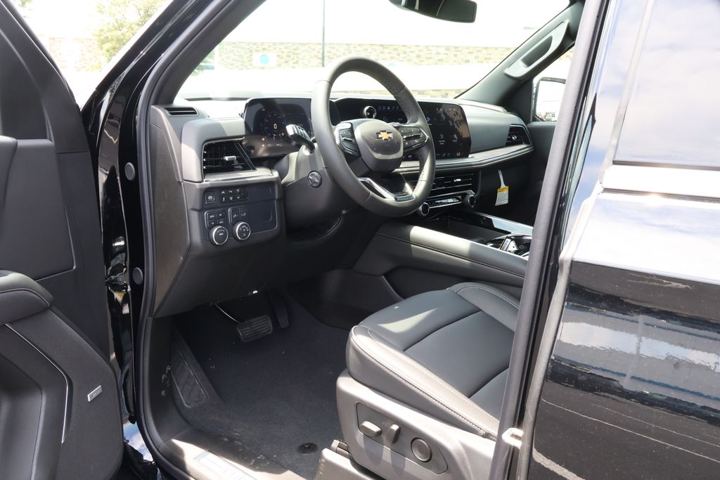 Thumbnail: 2025 Chevrolet Tahoe - 13