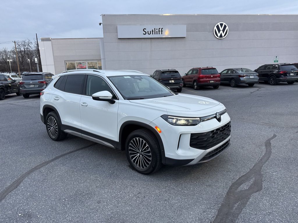 2025 Volkswagen Tiguan S 4Motion