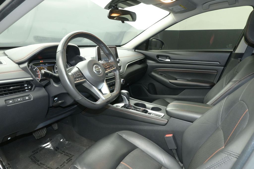 Used 2022 Nissan Altima SR with VIN 1N4BL4CW0NN300824 for sale in Wellesley, MA