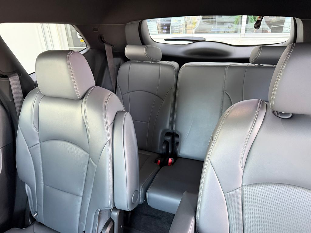 Used 2024 Buick Enclave SUV