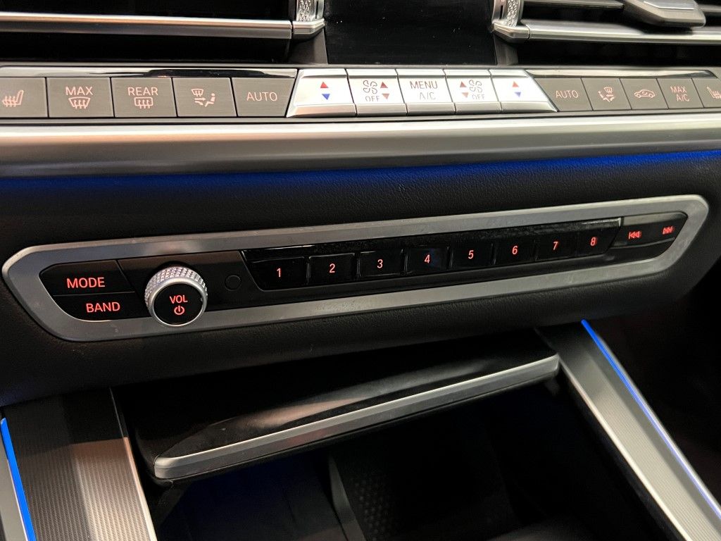 Thumbnail: 2022 BMW X5 - 32