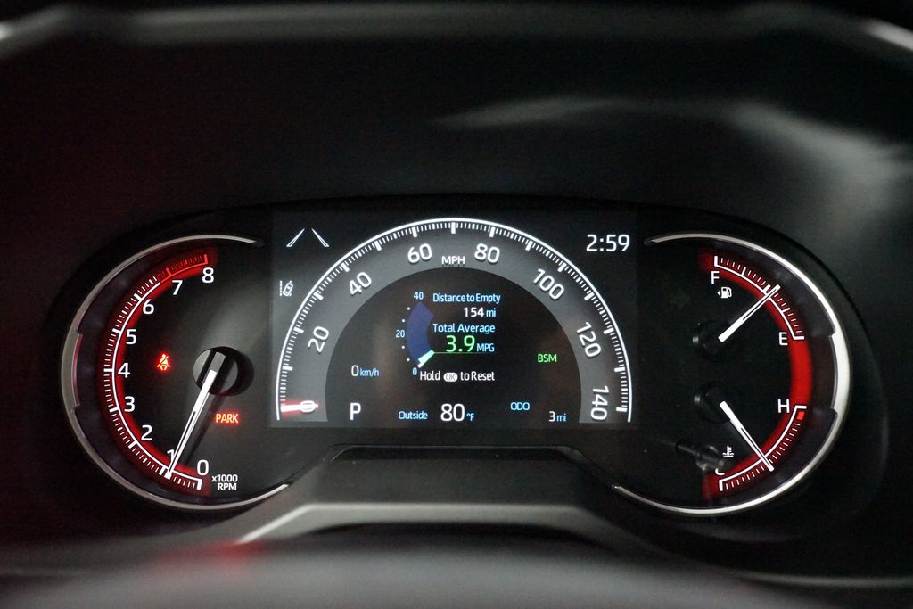 2025 Toyota RAV4 XLE 15