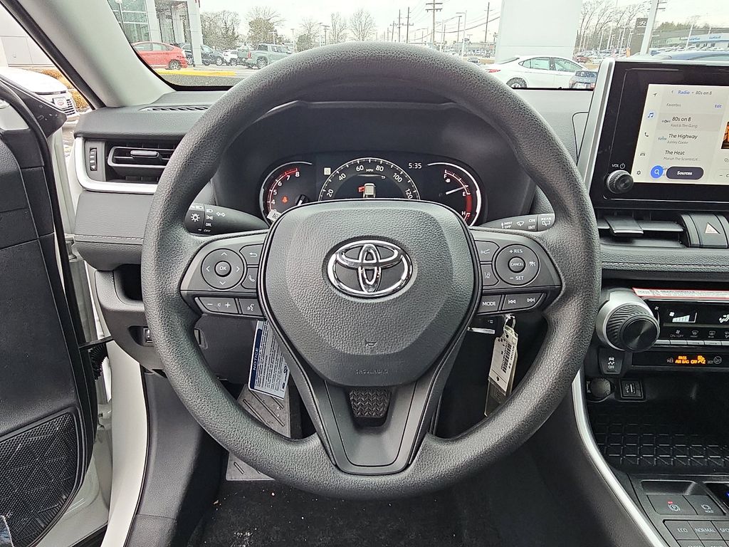 Thumbnail: 2025 Toyota RAV4 - 15