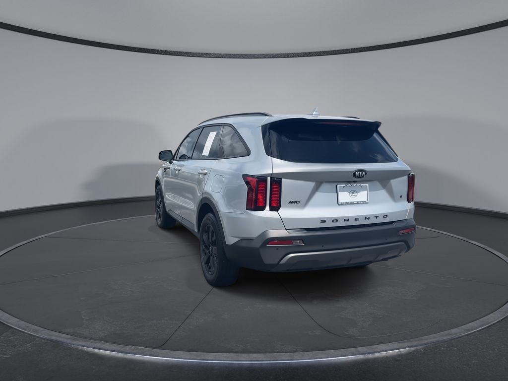 Thumbnail: 2021 Kia Sorento - 7