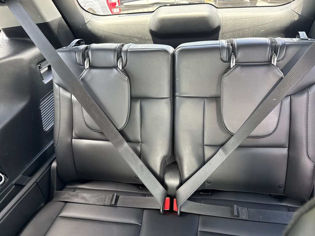 Used 2024 Ford Explorer SUV
