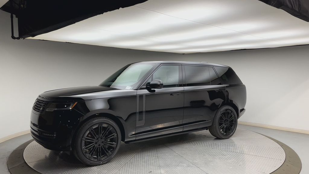 Thumbnail: 2026 Land Rover Range Rover - 6