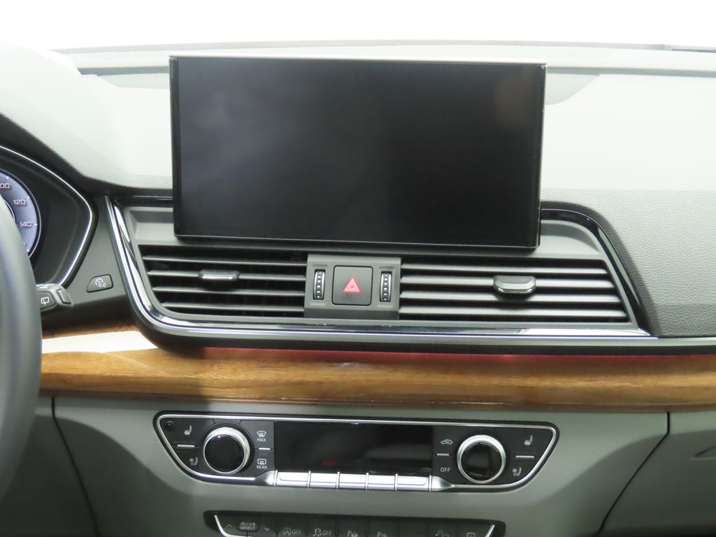 2022 Audi Q5 e Prestige 14