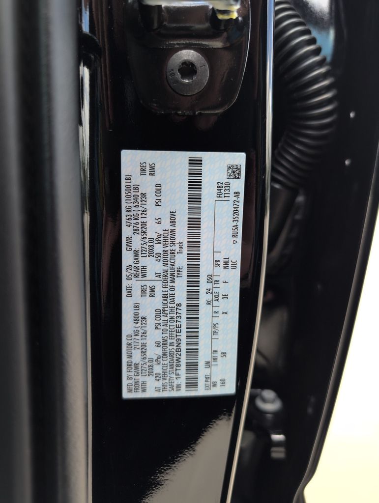 2026 Agate Black Metallic Ford Super Duty F-250 SRW Lariat 4X4 Truck