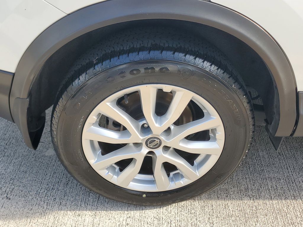 used 2020 Nissan Rogue Sport car, priced at $14,497