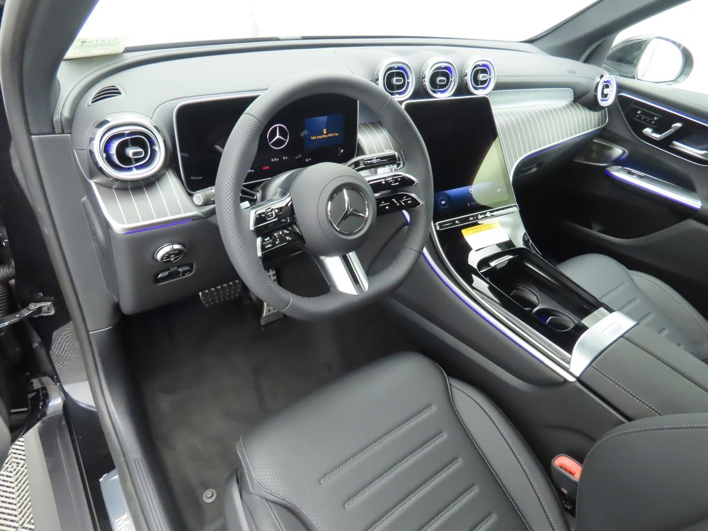 Thumbnail: 2026 Mercedes-Benz GLC - 10