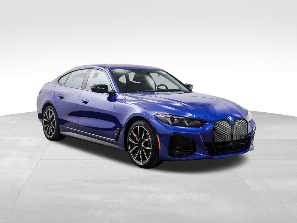 Thumbnail: 2026 BMW i4 - 7