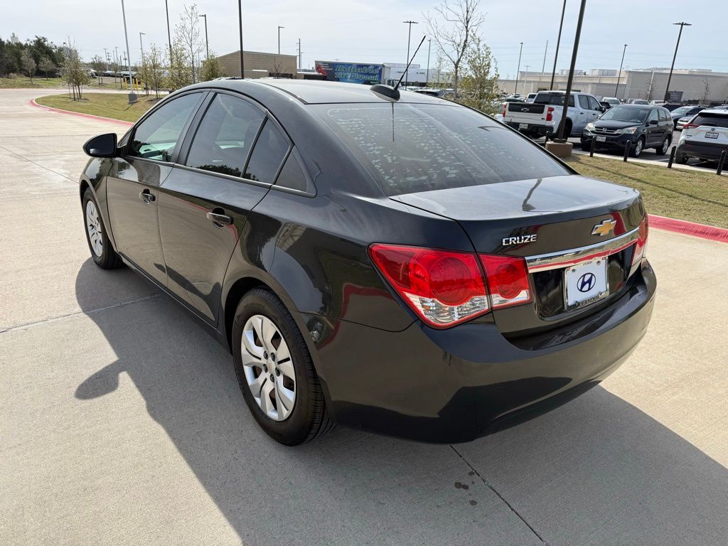 Thumbnail: 2016 Chevrolet Cruze - 7