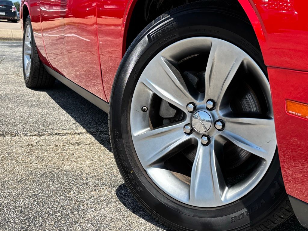 2023 Dodge Challenger SXT photo