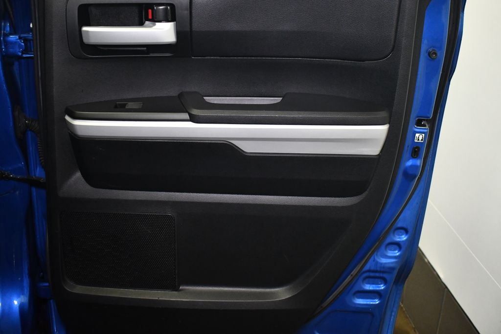 Thumbnail: 2018 Toyota Tundra - 26