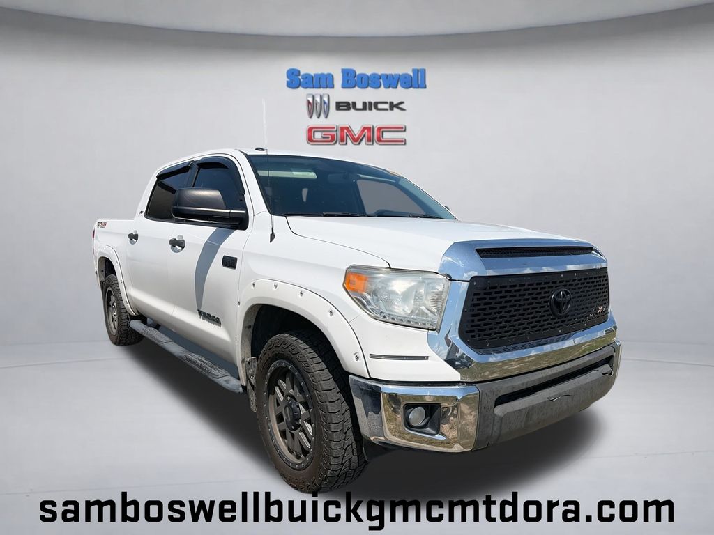 Super White 2017 Toyota Tundra Pickup Truck Four-Wheel Drive 6-Speed Automatic Overdrive