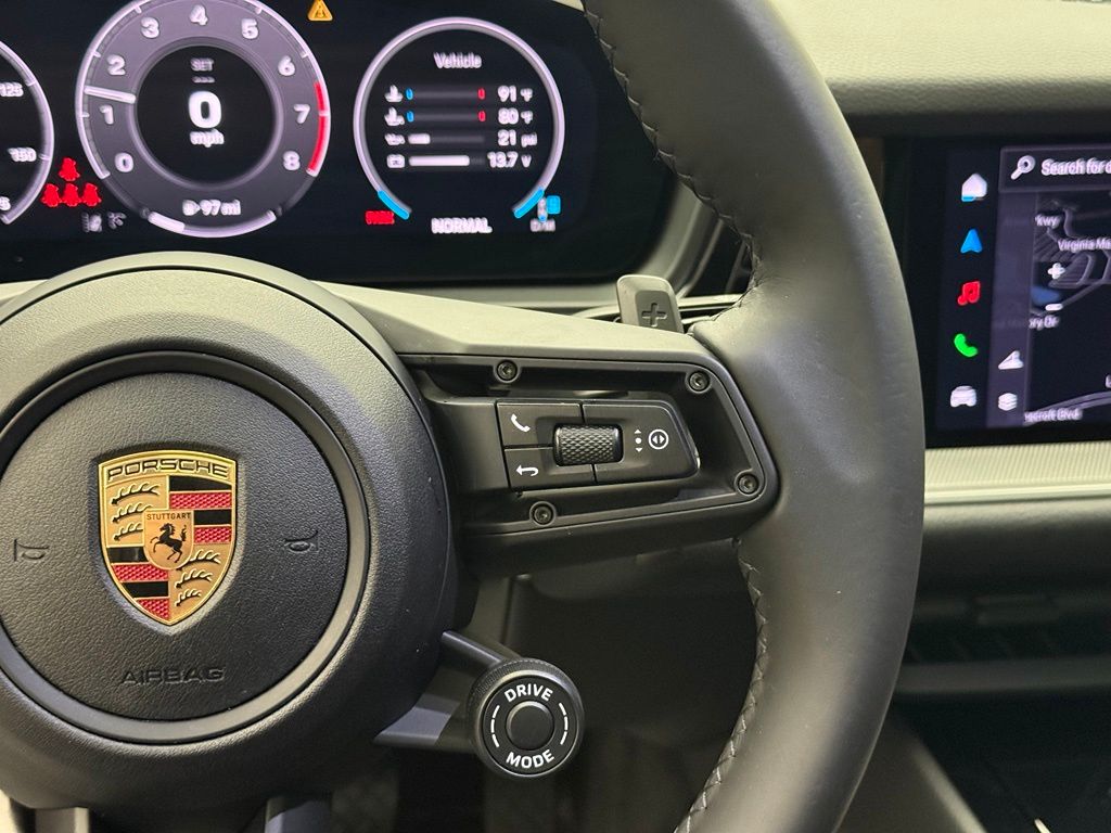 Thumbnail: 2025 Porsche  - 14