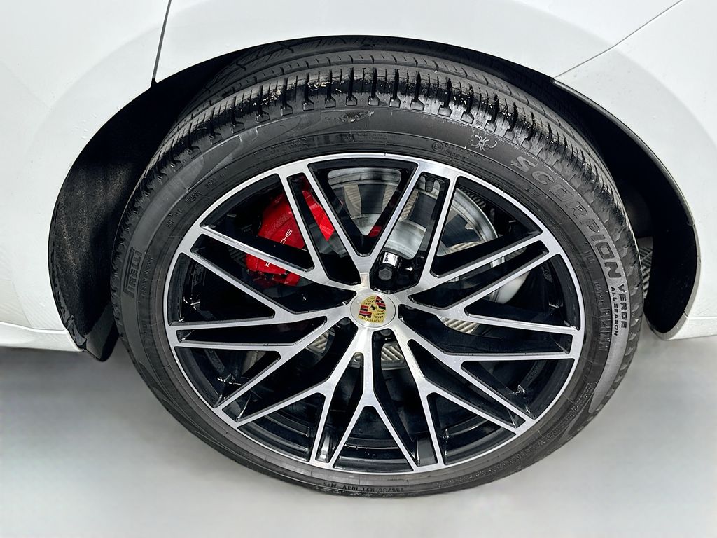 2022 Porsche Macan GTS 32
