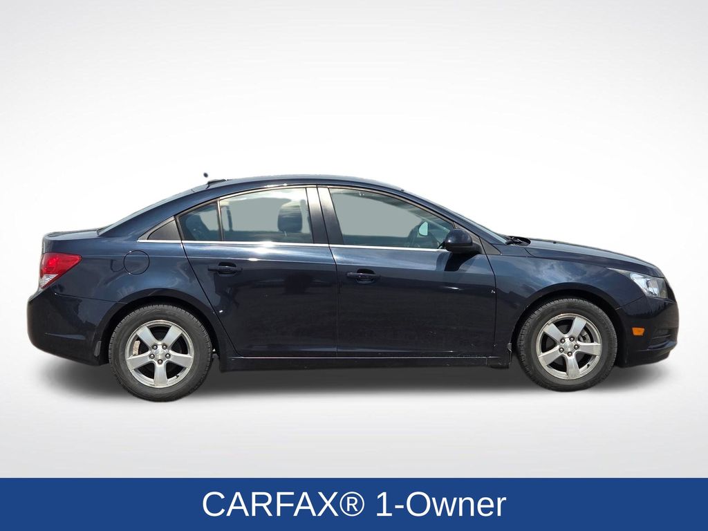 Used 2014 Chevrolet Cruze 1LT with VIN 1G1PC5SB6E7334221 for sale in Marshall, Minnesota