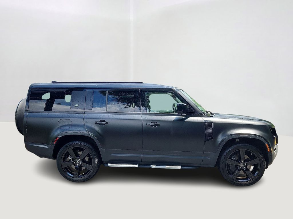 2023 Land Rover Defender 130 4