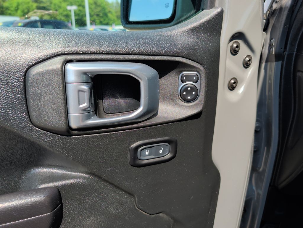 Used 2020 Jeep Wrangler SUV