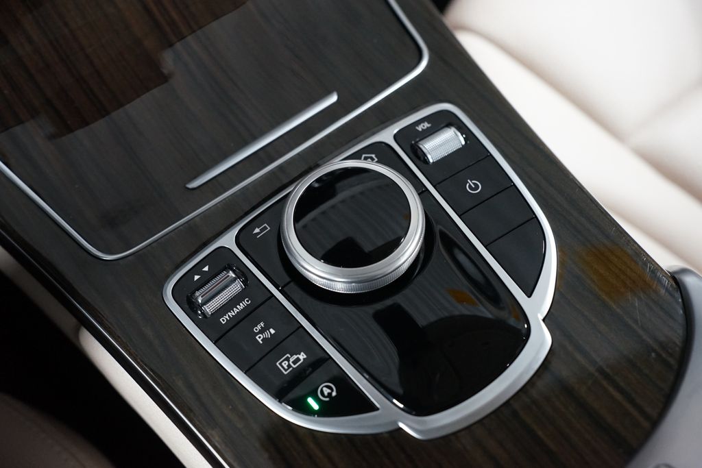 Thumbnail: 2021 Mercedes-Benz C-Class - 22