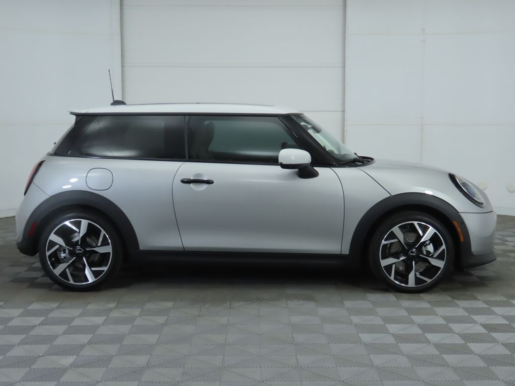 Thumbnail: 2026 MINI Cooper - 4
