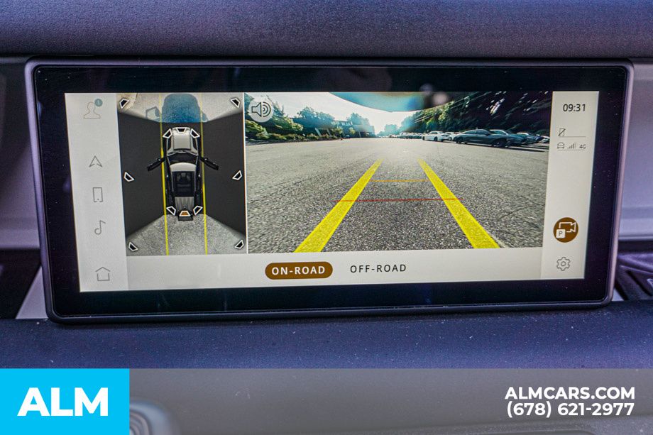 Used 2024 White Land Rover S image 37