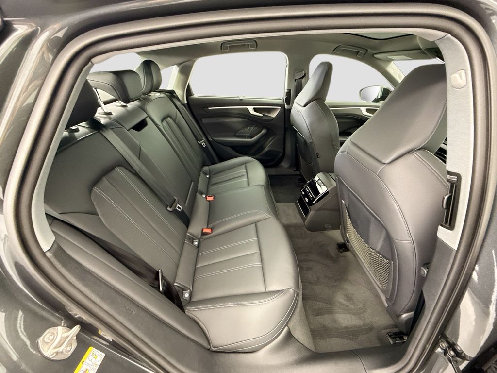 Thumbnail: 2026 Audi A6 - 21