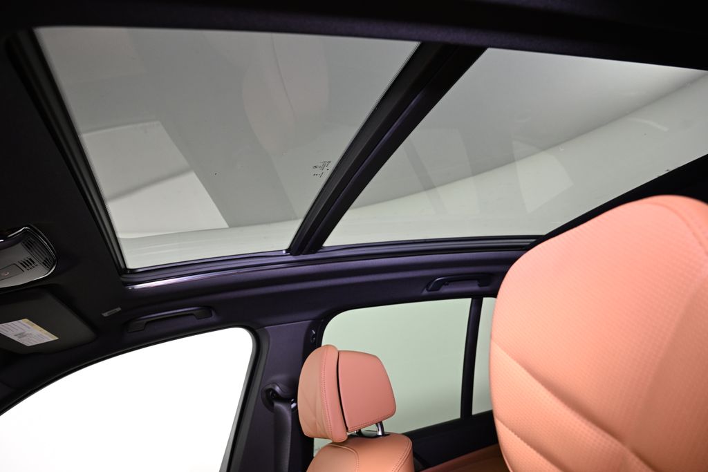 Thumbnail: 2025 BMW X5 - 20