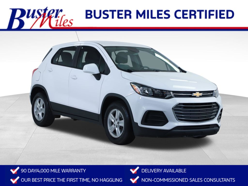 Summit White 2020 Chevrolet Trax LS FWD SUV / Crossover Front-Wheel Drive 6-Speed Automatic