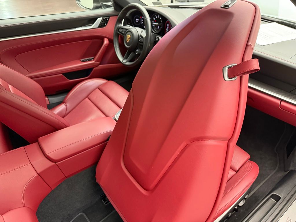 Thumbnail: 2021 Porsche 911 - 29