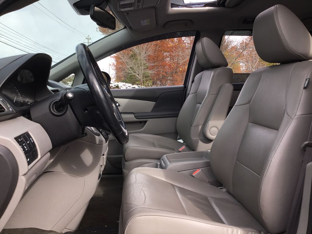 Thumbnail: 2016 Honda Odyssey - 10