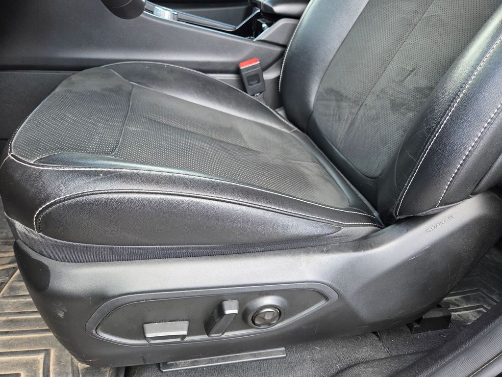 Used 2023 Jeep Grand Cherokee L SUV