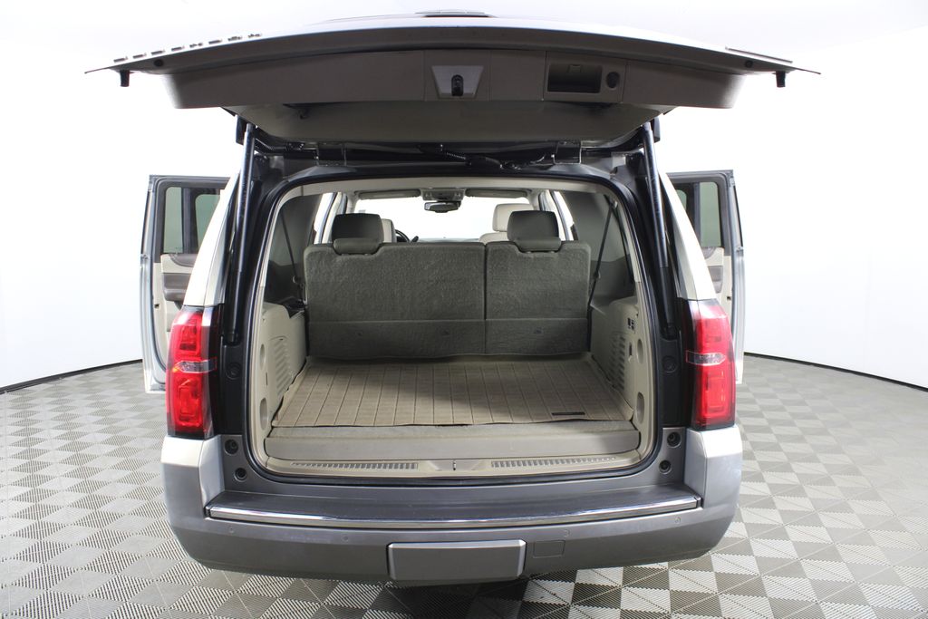 Used 2018 Chevrolet Suburban for sale in 