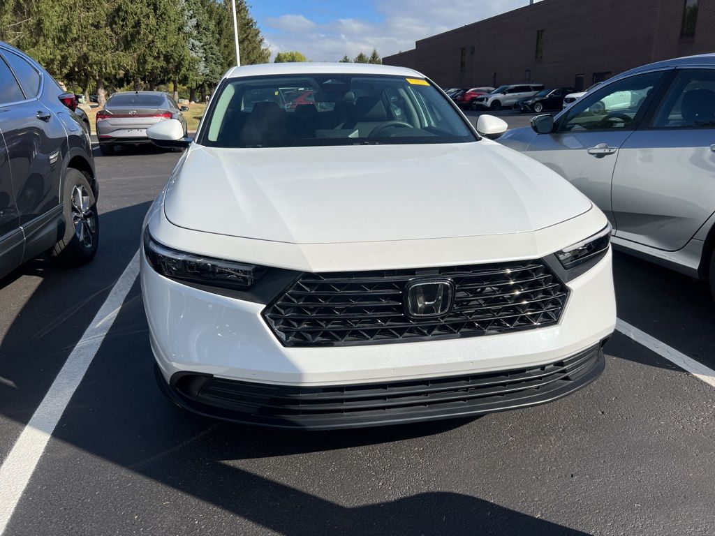 Thumbnail: 2023 Honda Accord - 5