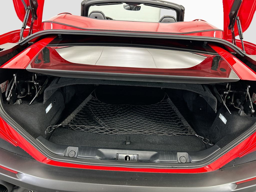 Thumbnail: 2019 Ferrari Portofino - 25