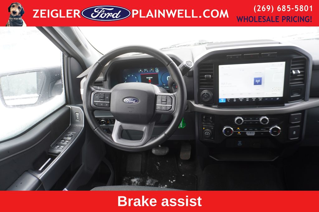 View vehicle photo 7