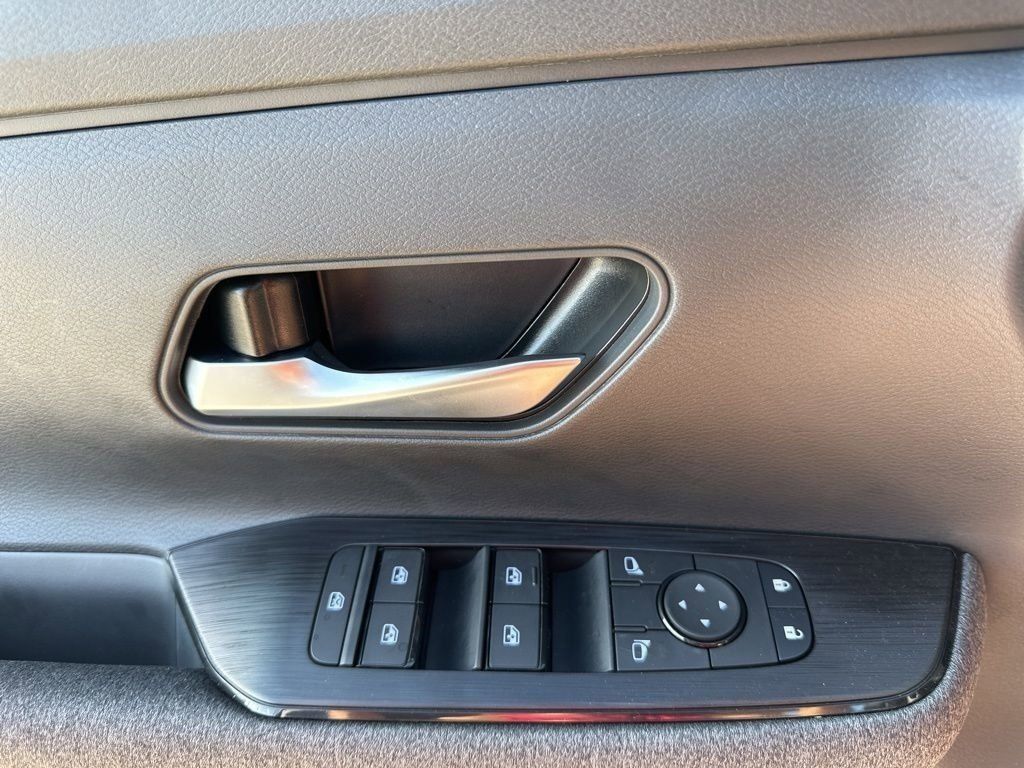 2025 Gun Metallic Nissan Kicks SV FWD SUV