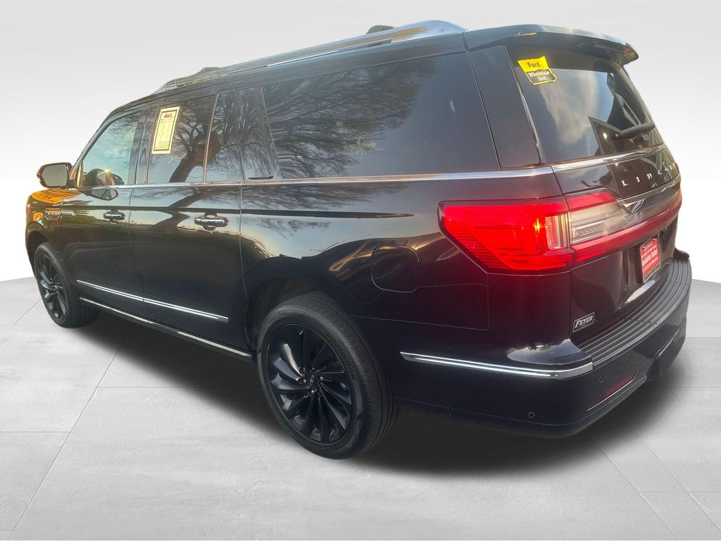 Used 2020 Black Lincoln Reserve image 18