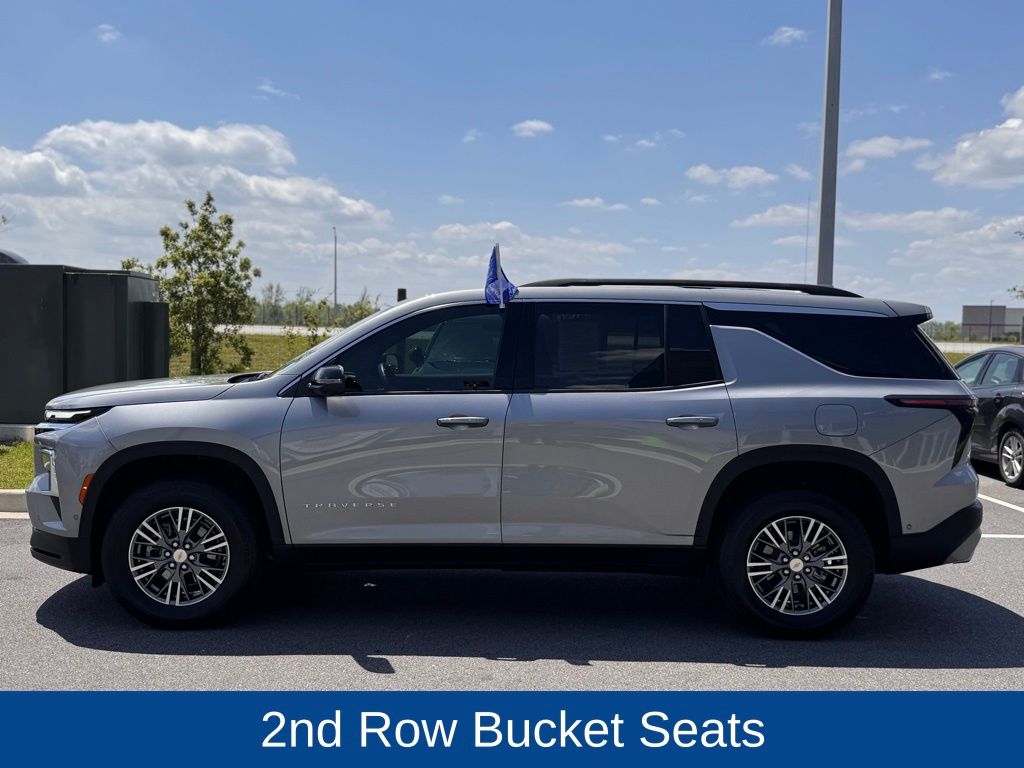2024 Chevrolet Traverse LT