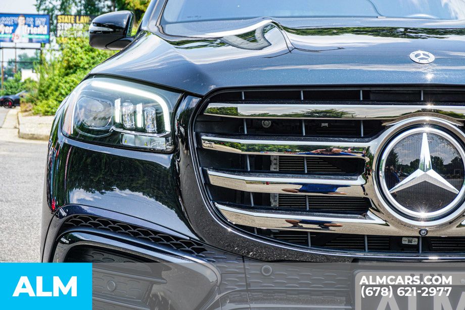 Used 2024 Black Mercedes-Benz GLS 580 image 11