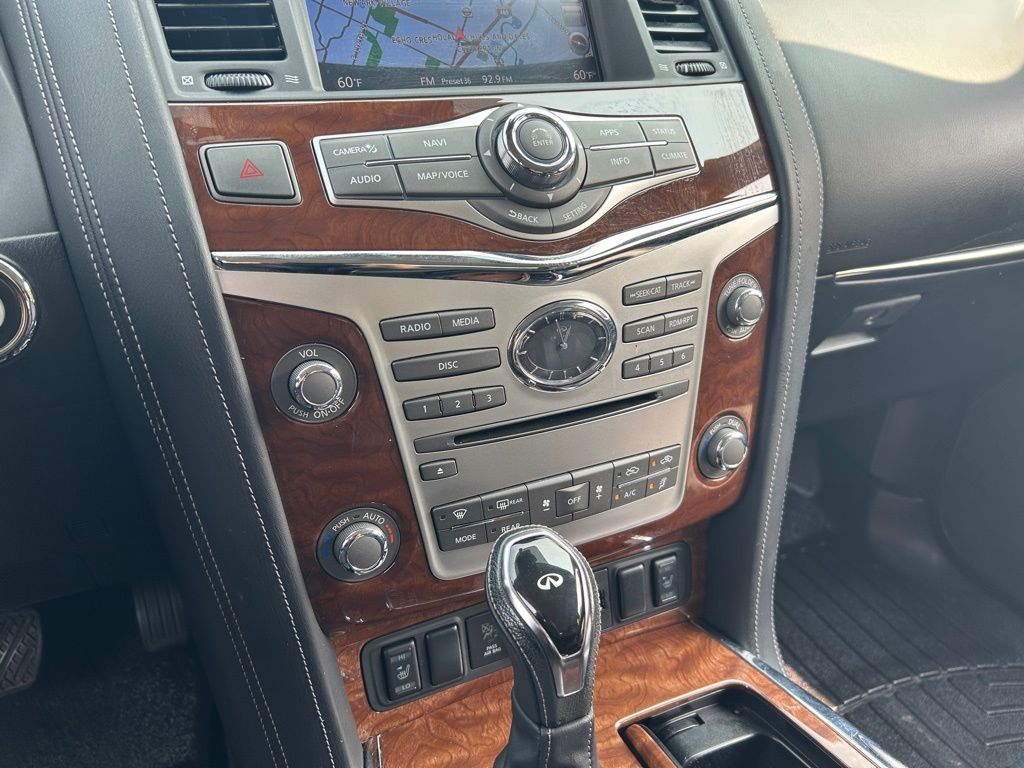 Thumbnail: 2018 INFINITI QX80 - 32
