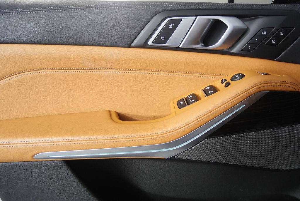 Thumbnail: 2020 BMW X5 - 8