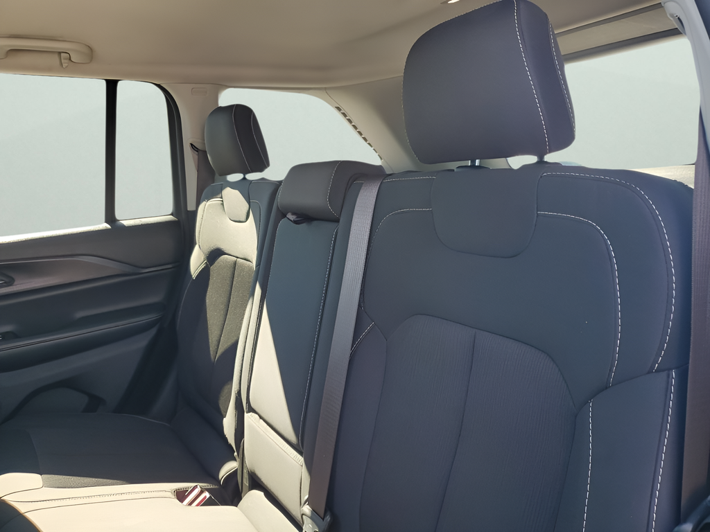 Used Car 2024 Jeep Grand Cherokee  Laredo For Sale Under $25,000 In Austin, Texas