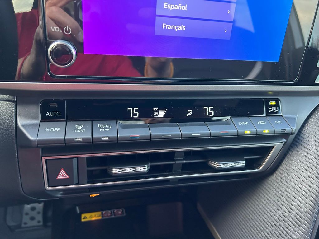 Thumbnail: 2025 Toyota Camry - 26