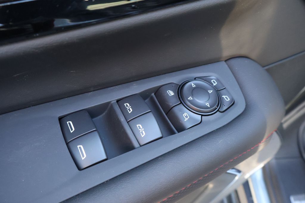 Thumbnail: 2026 Chevrolet Tahoe - 19