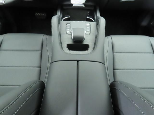 Thumbnail: 2026 Mercedes-Benz GLE - 16